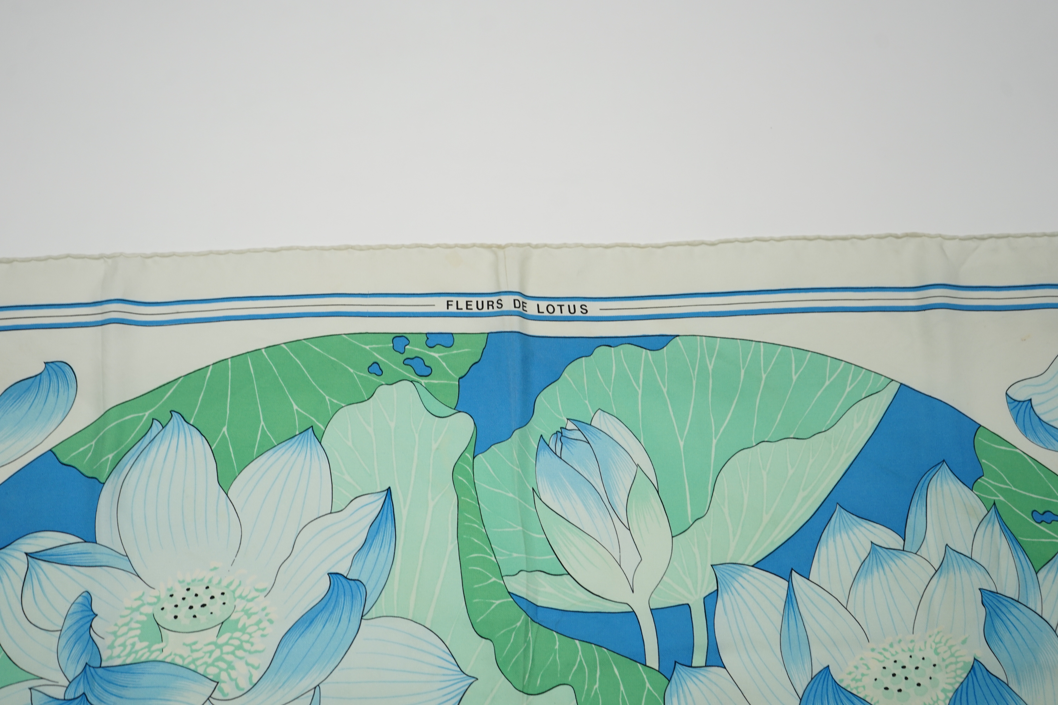 A Hermès Fleurs De Lotus designed by Christiane Vauzelles, 89cm x 89cm